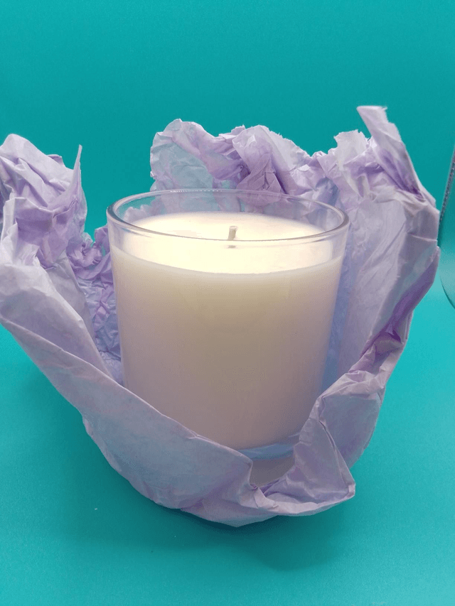 Cotswold Lavender Candle with Pure Lavender Oil